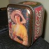 Riproduzione di antica scatola Coca Cola